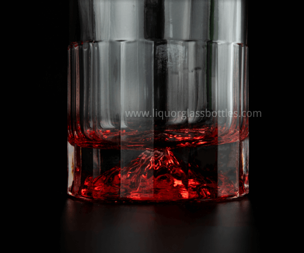 red spray spirit bottle bouteille d'alcool en spray rouge