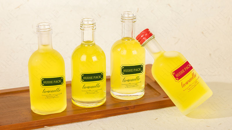 Guide to Small Liquor Bottles - mini bordic bottle Guide des petites bouteilles d'alcool - mini bouteille bordique