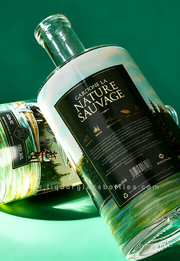 Bouteille en verre de gin