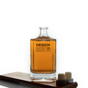 Carafe de bouteille de whisky Bourbon en verre épais carré de 650 ml