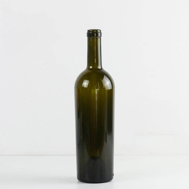Bouteille de vin en verre conique bordelais de 750 ml