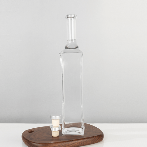 700 ml carr&eacute; &agrave; forme allong&eacute;e en verre bouteille de spiritueux avec courbes &eacute;l&eacute;gantes