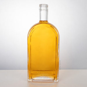 Bouteille d'alcool en verre long en forme de cou de 600 ml en forme de manche en forme de cou