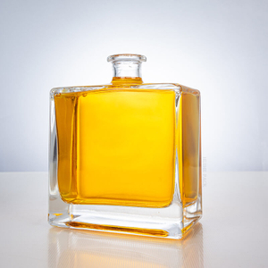 Vente à chaud bouteille d'alcool carré minimalisme raffiné