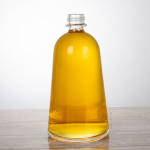 Forme de cloche 500 ml Bouteille d'alcool en verre avec courbes lisses