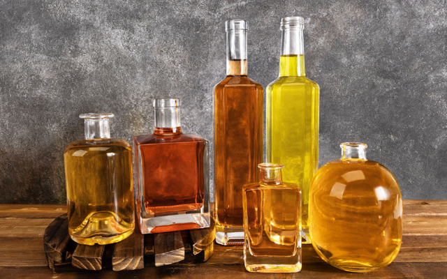 bouteille d'alcool en stock