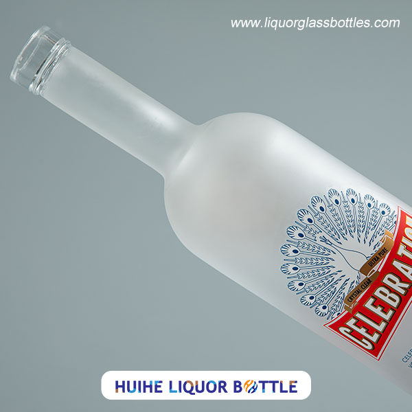 bouteille d'alcool givr&eacute;e