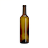 Bouteille de vin rouge de Bordeaux bouchée par ambre vert vide de 750 ml