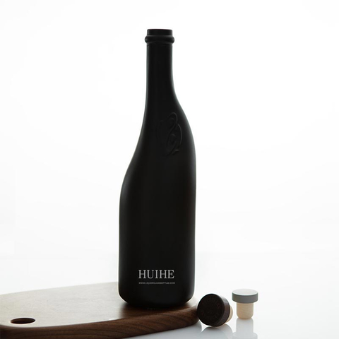 750 ml bouteille de spiritueux en verre de luxe noir personnalis&eacute;