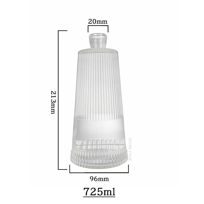 capacit&eacute; de bouteille &agrave; liqueur &agrave; c&ocirc;te verticale effil&eacute;e