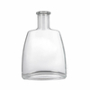 Bouteille de liqueur trap&eacute;zo&iuml;dale plate avec bords incurv&eacute;s doucement