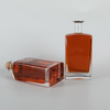Bouteille de whisky carrée en verre de 700 ml avec finition en liège
