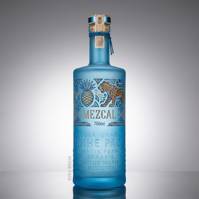 Lettres sur&eacute;lev&eacute;es bouteille d'alcool en verre cylindre textur&eacute;