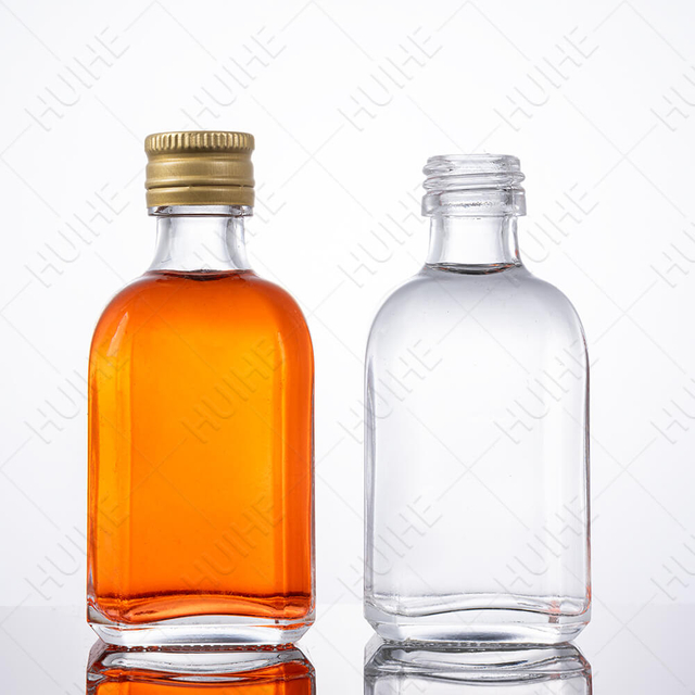 Bouteilles d'alcool carrées transparentes en verre de silex de 50 ml