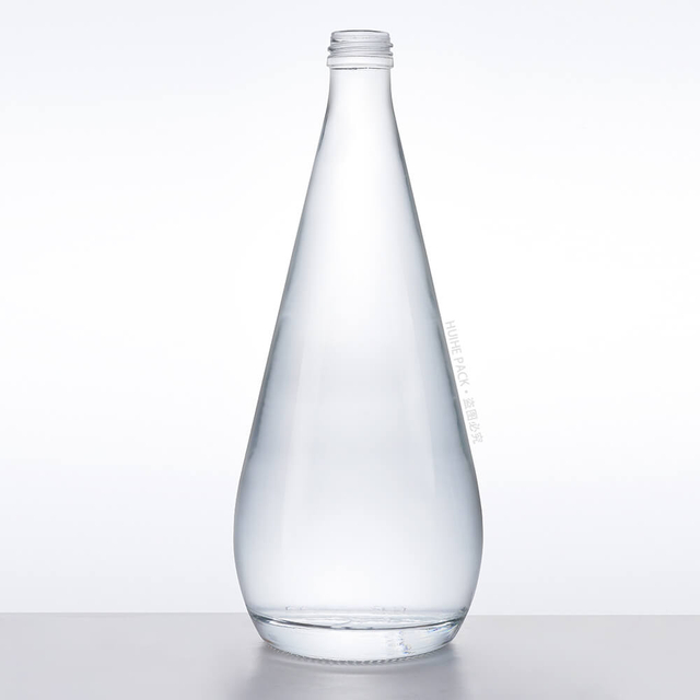 Bouteille d'eau minérale en verre transparent de qualité supérieure de 775 ml, en vrac