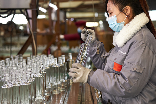 Bouteille d'alcool 2