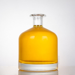 Bouteille de tequila de forme bulbeuse lisse classique