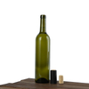 Bouteilles de vin en verre ambré vert foncé