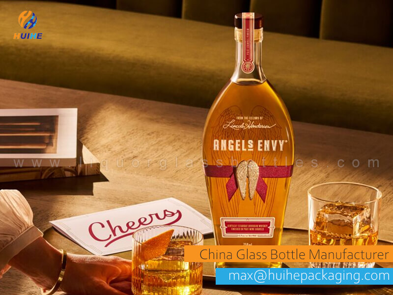 bar-guide-des-bouteilles-en-verre-grand-format -HUIHE 02.jpg