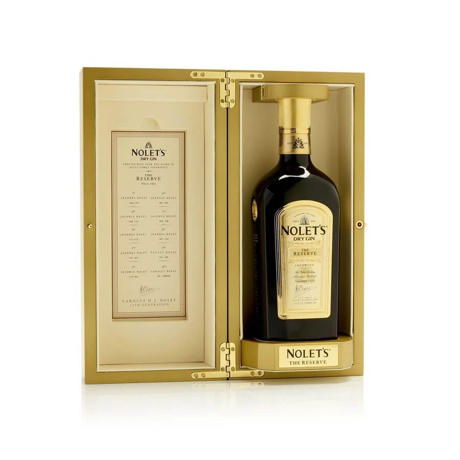 Bouteille de gin de marque (2).jpg